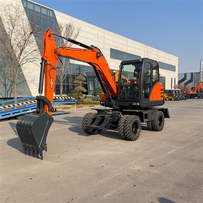 ZT75 - 7 tonn á hjólagröfu